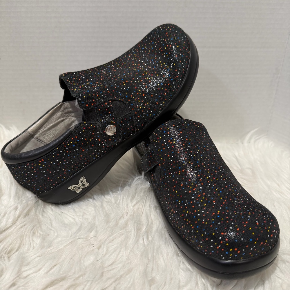 Alegria Paityn Sprinkles comfort clog black leather multicolored polka dots.